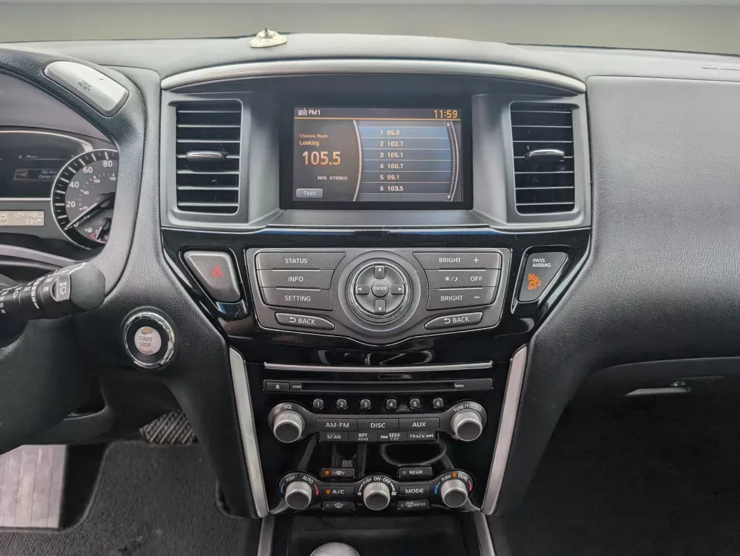 2014 /Charcoal Nissan Pathfinder SV (5N1AR2MN7EC) with an Regular Unleaded V-6 3.5 L/213 engine, 1-Speed CVT w/OD transmission, located at 521 Old Farm Lane Rd, Prattville, AL, 36066, (334) 325-1505, 32.482460, -86.416367 - 2014 Nissan Pathfinder SV - Photo#14