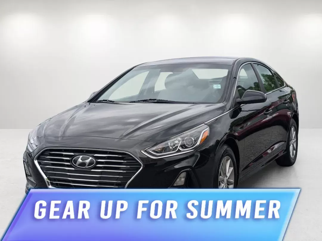 2018 /Gray Hyundai Sonata SE (5NPE24AF2JH) with an Regular Unleaded I-4 2.4 L/144 engine, 6-Speed Automatic w/OD transmission, located at 5115 14th Ave., Columbus, GA, 31904, (706) 323-0345, 32.511494, -84.971046 - 2018 Hyundai Sonata SE - Photo#0