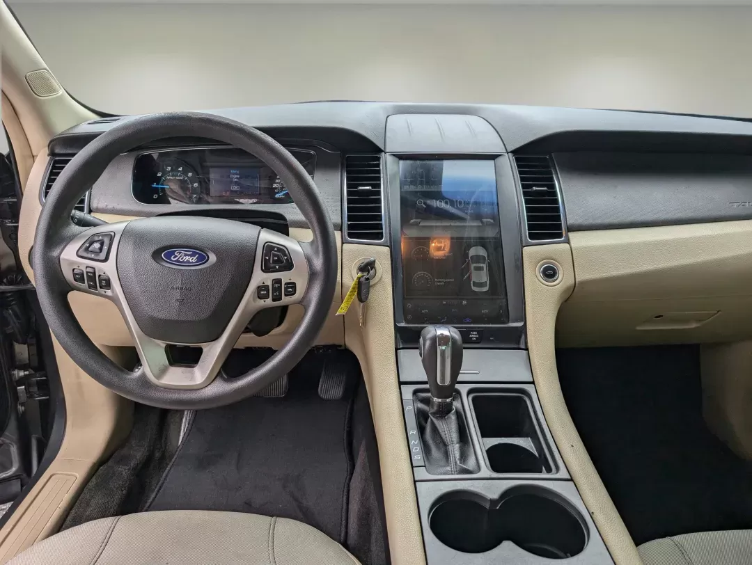 2018 Ford Taurus SE (1FAHP2D87JG) with an Regular Unleaded V-6 3.5 L/213 engine, 6-Speed Automatic w/OD transmission, located at 5115 14th Ave., Columbus, GA, 31904, (706) 323-0345, 32.511494, -84.971046 - 2018 Ford Taurus SE - Photo#11