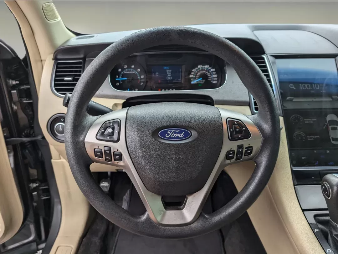 2018 Ford Taurus SE (1FAHP2D87JG) with an Regular Unleaded V-6 3.5 L/213 engine, 6-Speed Automatic w/OD transmission, located at 5115 14th Ave., Columbus, GA, 31904, (706) 323-0345, 32.511494, -84.971046 - 2018 Ford Taurus SE - Photo#15