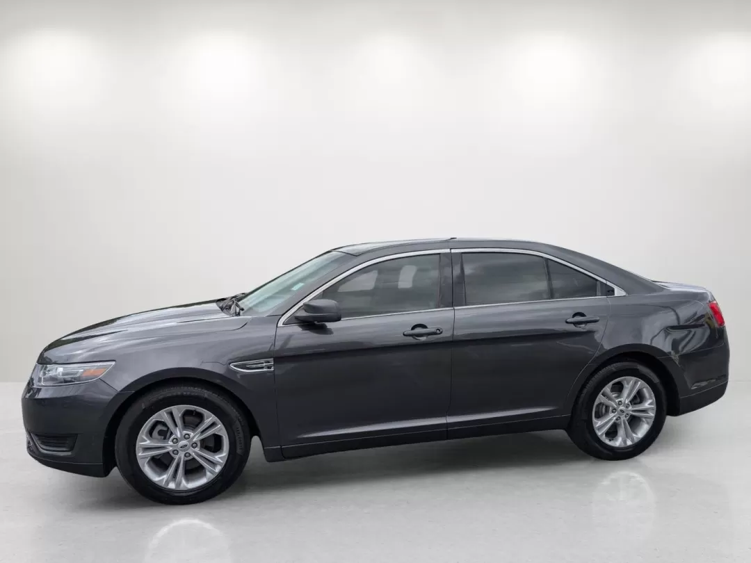 2018 Ford Taurus SE (1FAHP2D87JG) with an Other engine, located at 804 22nd Ave, Phenix City, AL, 36870, (334) 297-1860, 32.484749, -85.024475 - **Discover Your Next Adventure with the 2018 Ford Taurus SE Perfect for Life in Opelika!**<br /> <br /> Are you ready to elevate your daily commutes, family outings, or weekend getaways? Look no further than this stylish and reliable 2018 Ford Taurus SE, available at Gils Auto in Opelika, AL. With - Photo#1