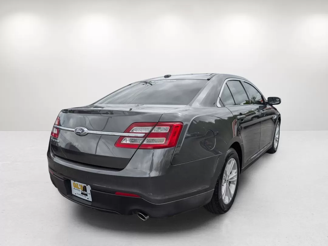 2018 Ford Taurus SE (1FAHP2D87JG) with an Other engine, located at 804 22nd Ave, Phenix City, AL, 36870, (334) 297-1860, 32.484749, -85.024475 - **Discover Your Next Adventure with the 2018 Ford Taurus SE Perfect for Life in Opelika!**<br /> <br /> Are you ready to elevate your daily commutes, family outings, or weekend getaways? Look no further than this stylish and reliable 2018 Ford Taurus SE, available at Gils Auto in Opelika, AL. With - Photo#4