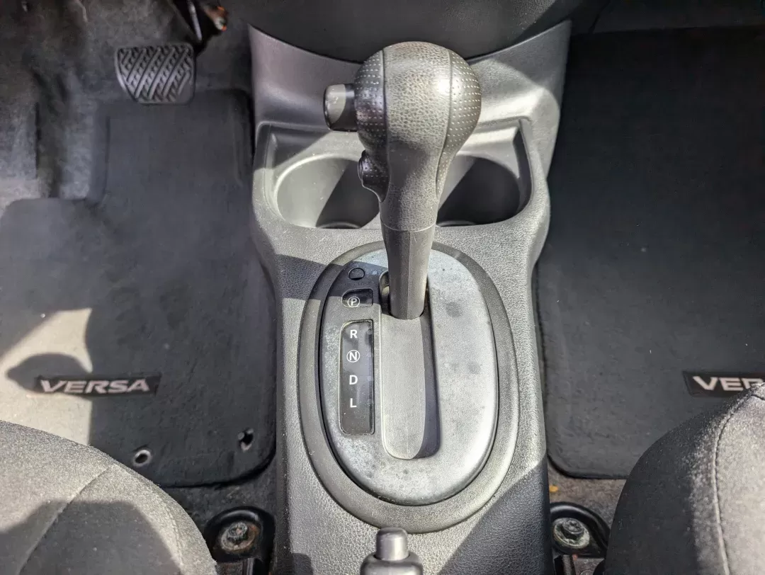 2015 /Charcoal Nissan Versa S Plus (3N1CN7AP8FL) with an Regular Unleaded I-4 1.6 L/98 engine, 1-Speed CVT w/OD transmission, located at 3959 U.S. 80 W, Phenix City, AL, 36870, (334) 297-4885, 32.469296, -85.135185 - 2015 Nissan Versa S Plus - Photo#12