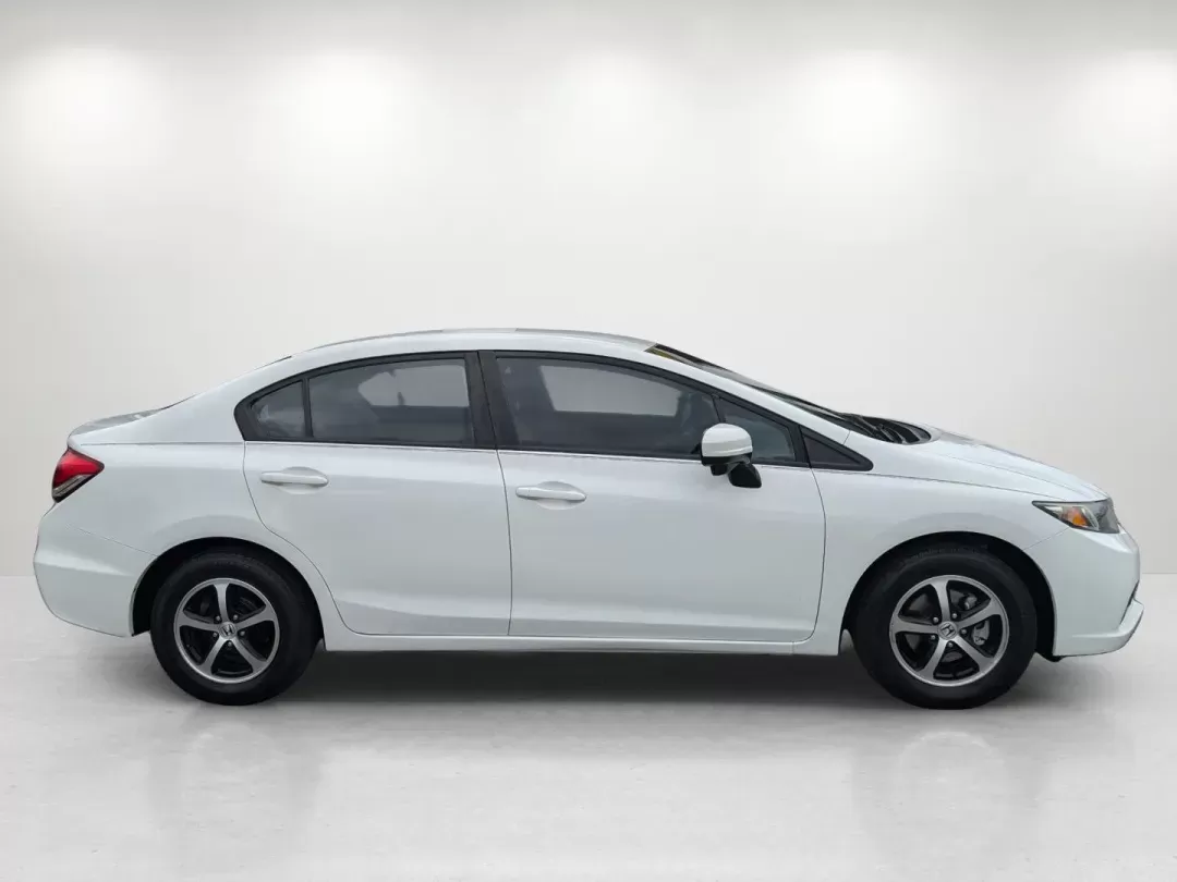 2015 Honda Civic Sedan SE (19XFB2F74FE) with an Regular Unleaded I-4 1.8 L/110 engine, 1-Speed CVT w/OD transmission, located at 5115 14th Ave., Columbus, GA, 31904, (706) 323-0345, 32.511494, -84.971046 - 2015 Honda Civic Sedan SE - Photo#5