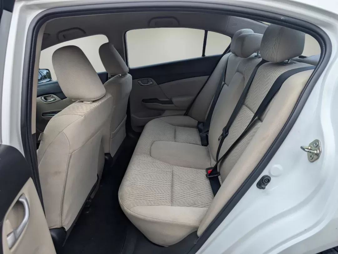 2015 Honda Civic Sedan SE (19XFB2F74FE) with an Regular Unleaded I-4 1.8 L/110 engine, 1-Speed CVT w/OD transmission, located at 5115 14th Ave., Columbus, GA, 31904, (706) 323-0345, 32.511494, -84.971046 - 2015 Honda Civic Sedan SE - Photo#10