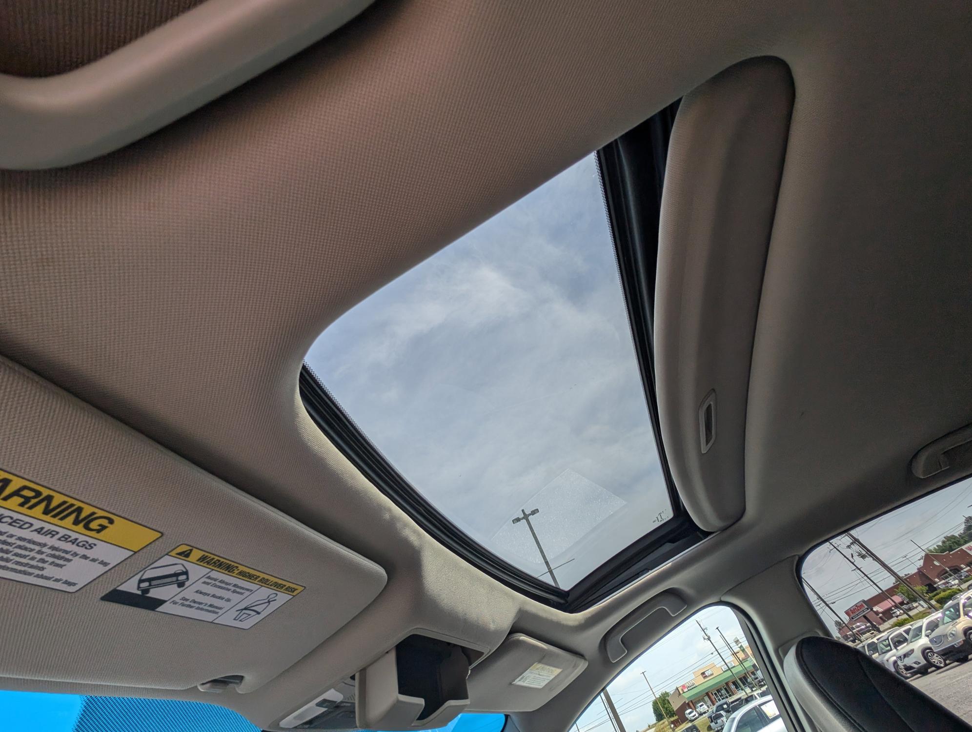 2013 Acura RDX Tech Pkg (5J8TB3H54DL) with an Gas V6 3.5L/212 engine, 6-Speed Automatic w/Manual Shift transmission, located at 3959 U.S. 80 W, Phenix City, AL, 36870, (334) 297-4885, 32.469296, -85.135185 - 2013 Acura RDX Tech Pkg - Photo#15