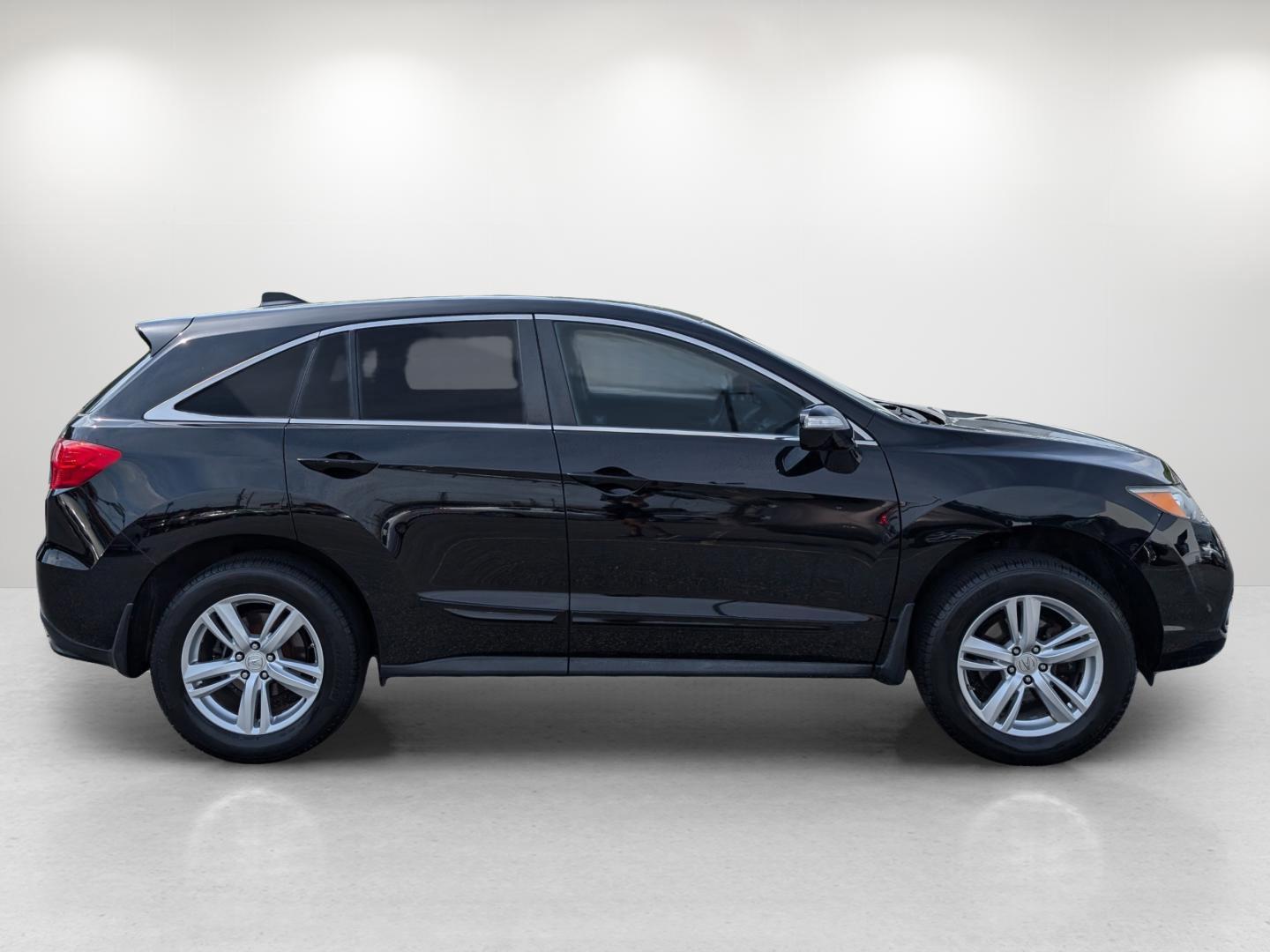 2013 Acura RDX Tech Pkg (5J8TB3H54DL) with an Gas V6 3.5L/212 engine, 6-Speed Automatic w/Manual Shift transmission, located at 7000 Northlake Connector, Columbus, GA, 31904, (706) 987-8085, 32.524975, -84.978134 - 2013 Acura RDX Tech Pkg - Photo#5