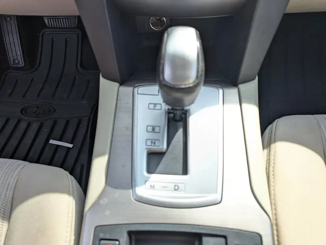 2013 /Ivory Striated Subaru Outback 2.5i Premium (4S4BRCCCXD3) with an Gas Flat 4 2.5L/152 engine, CVT-Speed Continuously Variable Ratio transmission, located at 1430 Gateway Drive, Opelika, AL, 36801, (334) 239-0944, 32.637871, -85.409790 - 2013 Subaru Outback 2.5i Premium - Photo#13