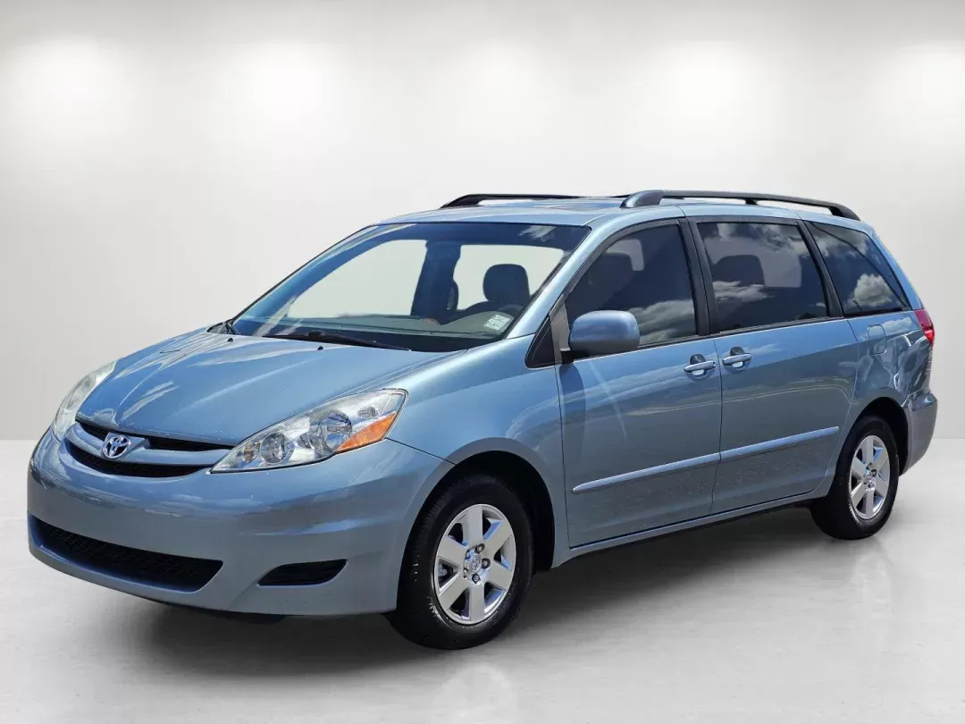 2008 Toyota Sienna XLE (5TDZK22C78S) with an Gas V6 3.5L/211 engine, 5-Speed Automatic transmission, located at 521 Old Farm Lane Rd, Prattville, AL, 36066, (334) 325-1505, 32.482460, -86.416367 - 2008 Toyota Sienna XLE - Photo#1