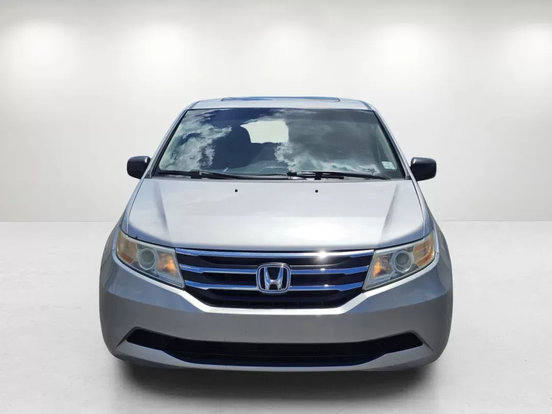 2013 /Gray Honda Odyssey EX-L (5FNRL5H69DB) with an Gas V6 3.5L/212 engine, 5-Speed Automatic transmission, located at 521 Old Farm Lane Rd, Prattville, AL, 36066, (334) 325-1505, 32.482460, -86.416367 - 2013 Honda Odyssey EX-L - Photo#7