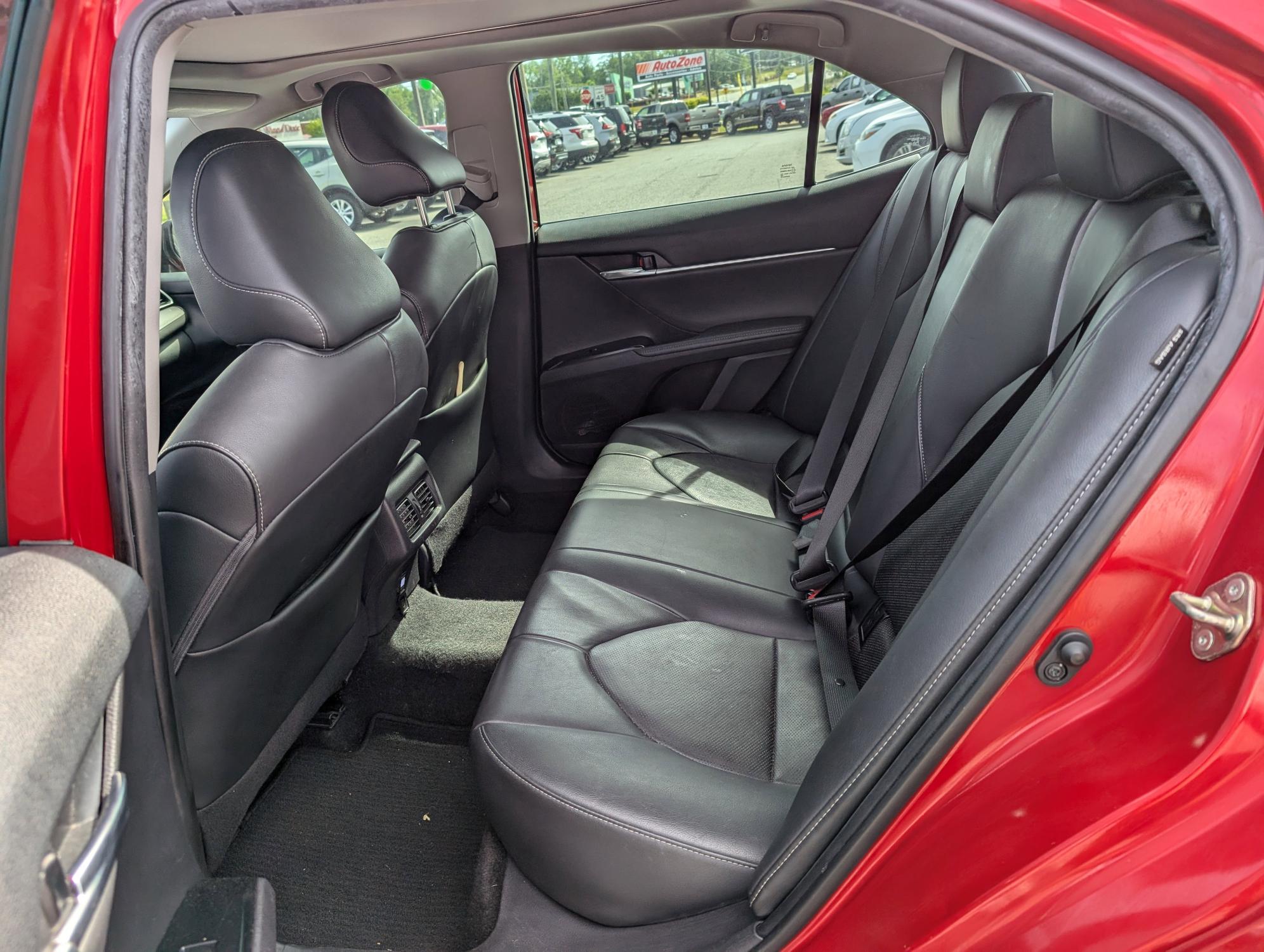 2020 Toyota Camry XSE (4T1K61AK2LU) with an Regular Unleaded I-4 2.5 L/152 engine, 8-Speed Automatic w/OD transmission, located at 3959 U.S. 80 W, Phenix City, AL, 36870, (334) 297-4885, 32.469296, -85.135185 - 2020 Toyota Camry XSE - Photo#10