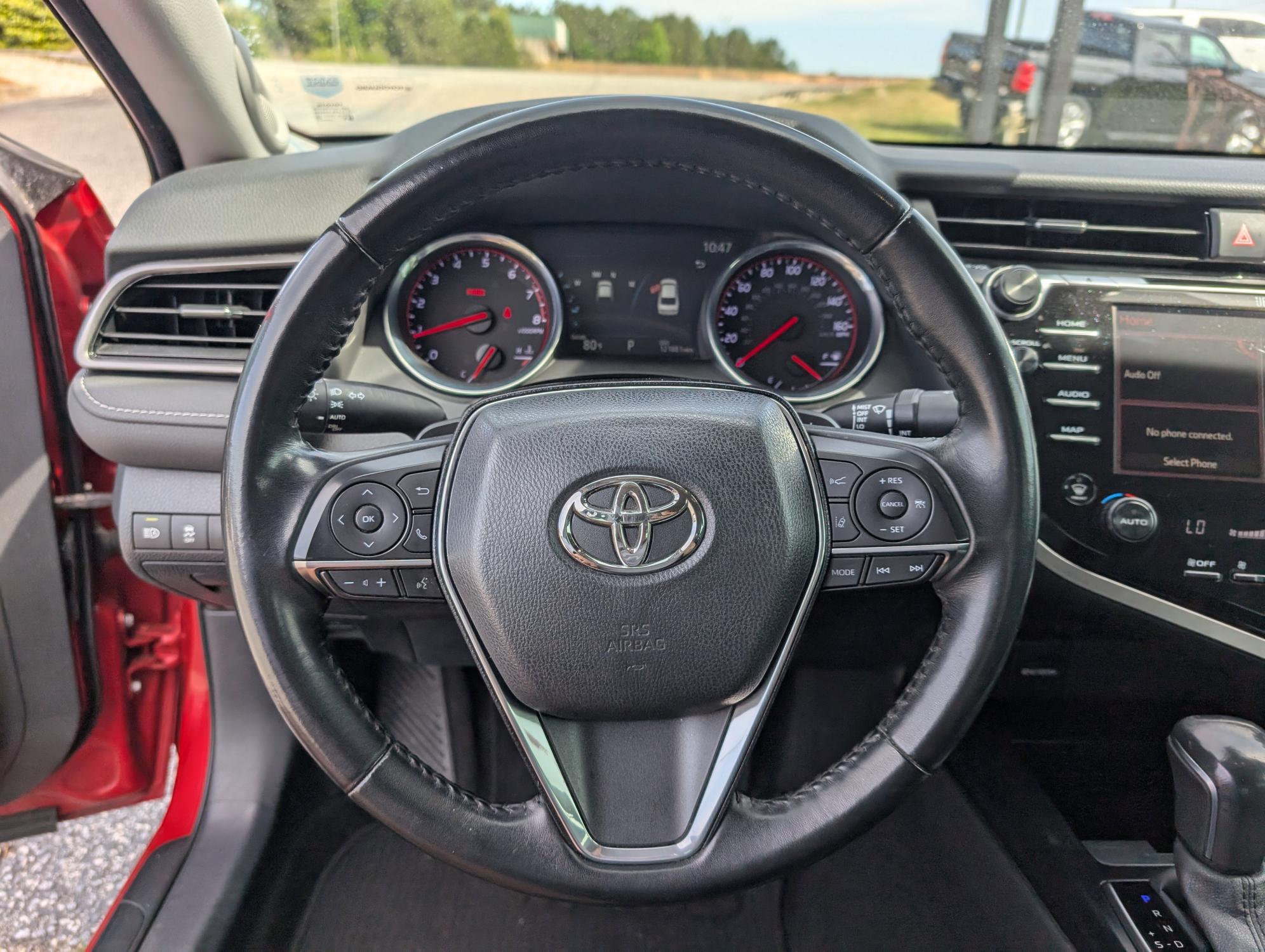 2020 Toyota Camry XSE (4T1K61AK2LU) with an Regular Unleaded I-4 2.5 L/152 engine, 8-Speed Automatic w/OD transmission, located at 3959 U.S. 80 W, Phenix City, AL, 36870, (334) 297-4885, 32.469296, -85.135185 - 2020 Toyota Camry XSE - Photo#14