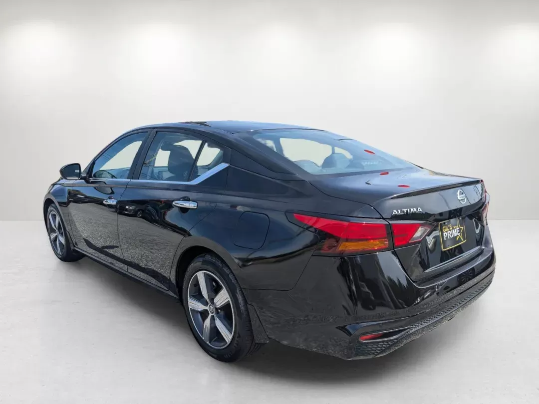 2021 /Charcoal Nissan Altima 2.5 S (1N4BL4BVXMN) with an Regular Unleaded I-4 2.5 L/152 engine, 1-Speed CVT w/OD transmission, located at 5115 14th Ave., Columbus, GA, 31904, (706) 323-0345, 32.511494, -84.971046 - 2021 Nissan Altima 2.5 S - Photo#2