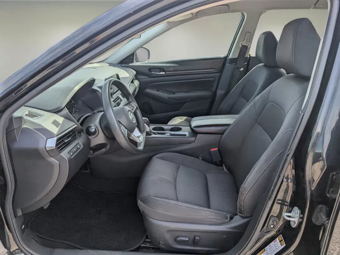 2021 /Charcoal Nissan Altima 2.5 S (1N4BL4BVXMN) with an Regular Unleaded I-4 2.5 L/152 engine, 1-Speed CVT w/OD transmission, located at 5115 14th Ave., Columbus, GA, 31904, (706) 323-0345, 32.511494, -84.971046 - 2021 Nissan Altima 2.5 S - Photo#9
