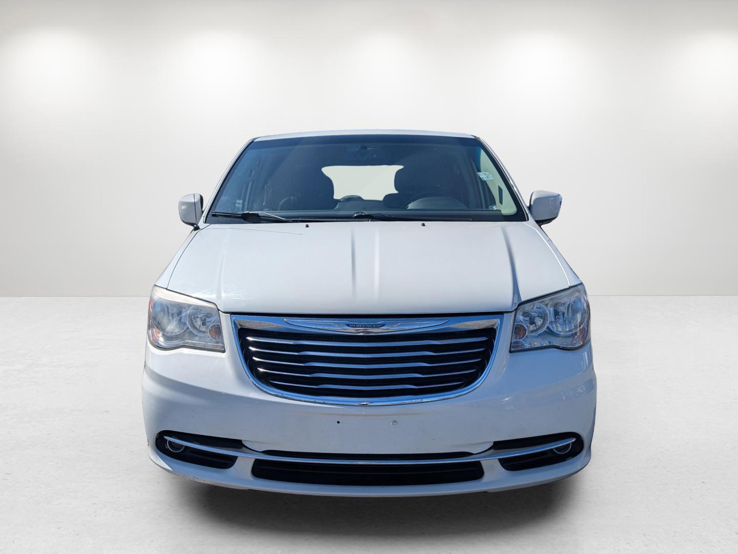 2012 /Black/Light Graystone Interior Chrysler Town and Country Touring (2C4RC1BG7CR) with an Gas/Ethanol V6 3.6L/ engine, 6-Speed Automatic transmission, located at 3959 U.S. 80 W, Phenix City, AL, 36870, (334) 297-4885, 32.469296, -85.135185 - 2012 Chrysler Town and Country Touring - Photo#8