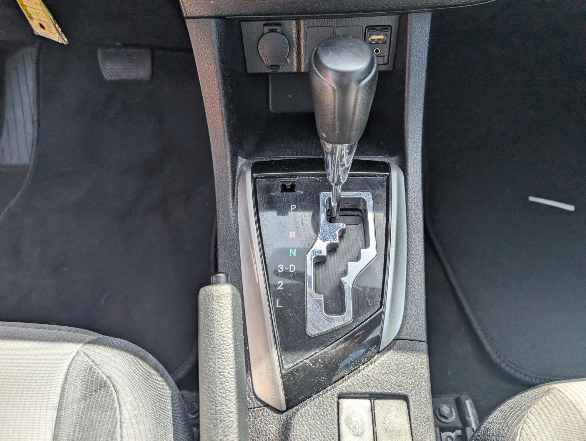 2014 Toyota Corolla LE (2T1BURHE6EC) with an Regular Unleaded I-4 1.8 L/110 engine, 1-Speed CVT w/OD transmission, located at 3959 U.S. 80 W, Phenix City, AL, 36870, (334) 297-4885, 32.469296, -85.135185 - 2014 Toyota Corolla LE - Photo#13