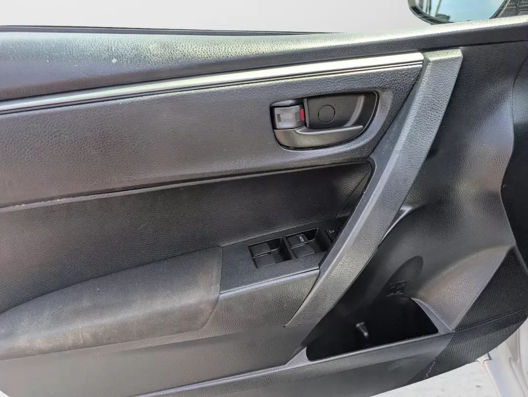 2014 Toyota Corolla LE (2T1BURHE6EC) with an Regular Unleaded I-4 1.8 L/110 engine, 1-Speed CVT w/OD transmission, located at 521 Old Farm Lane Rd, Prattville, AL, 36066, (334) 325-1505, 32.482460, -86.416367 - 2014 Toyota Corolla LE - Photo#8