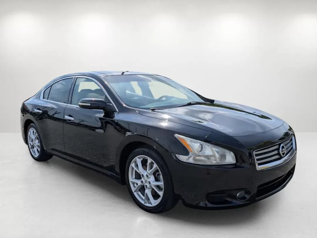 2013 /Charcoal Nissan Maxima 3.5 SV w/Premium Pkg (1N4AA5AP3DC) with an Gas V6 3.5L/213 engine, 1-Speed Continuously Variable Ratio transmission, located at 804 22nd Ave, Phenix City, AL, 36870, (334) 297-1860, 32.484749, -85.024475 - 2013 Nissan Maxima 3.5 SV w/Premium Pkg - Photo#6