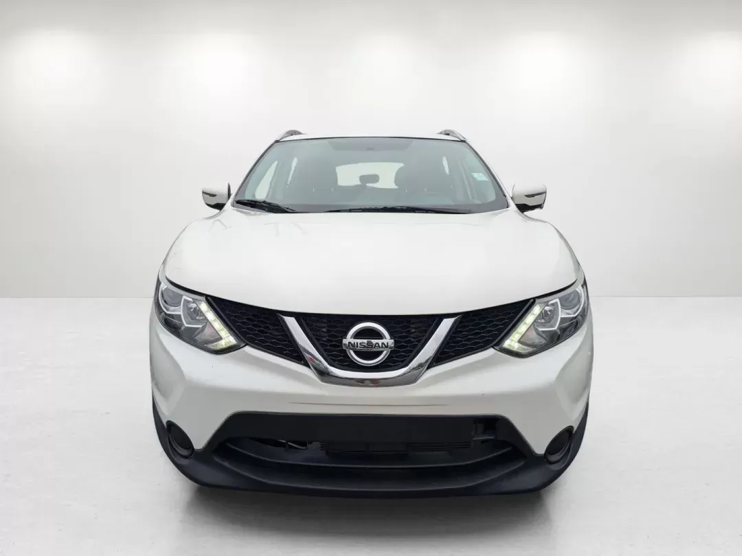 2017 /Charcoal Nissan Rogue Sport SV (JN1BJ1CR5HW) with an Regular Unleaded I-4 2.0 L/122 engine, 1-Speed CVT w/OD transmission, located at 3959 U.S. 80 W, Phenix City, AL, 36870, (334) 297-4885, 32.469296, -85.135185 - 2017 Nissan Rogue Sport SV - Photo#1