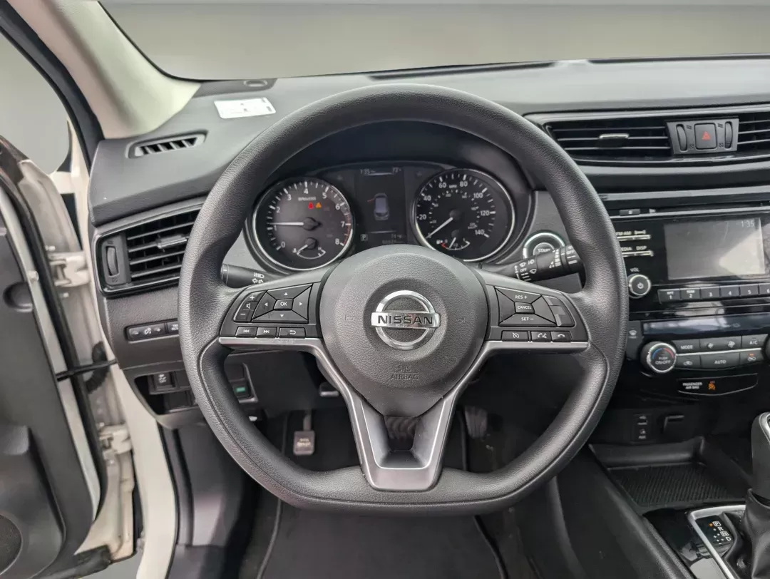 2017 /Charcoal Nissan Rogue Sport SV (JN1BJ1CR5HW) with an Regular Unleaded I-4 2.0 L/122 engine, 1-Speed CVT w/OD transmission, located at 5115 14th Ave., Columbus, GA, 31904, (706) 323-0345, 32.511494, -84.971046 - 2017 Nissan Rogue Sport SV - Photo#15