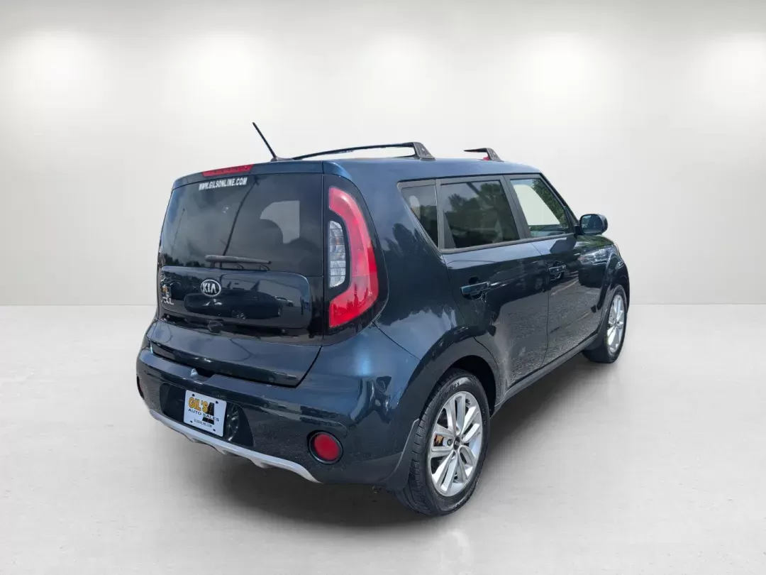 2017 /Black Kia Soul + (KNDJP3A54H7) with an Regular Unleaded I-4 2.0 L/122 engine, 6-Speed Automatic w/OD transmission, located at 3959 U.S. 80 W, Phenix City, AL, 36870, (334) 297-4885, 32.469296, -85.135185 - 2017 Kia Soul + - Photo#4