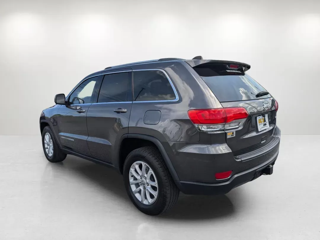 2014 /Black Jeep Grand Cherokee Laredo (1C4RJEAG1EC) with an Regular Unleaded V-6 3.6 L/220 engine, 8-Speed Automatic w/OD transmission, located at 3959 U.S. 80 W, Phenix City, AL, 36870, (334) 297-4885, 32.469296, -85.135185 - 2014 Jeep Grand Cherokee Laredo - Photo#3