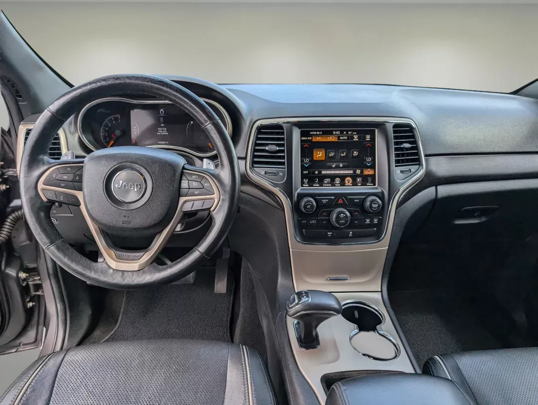 2014 /Black Jeep Grand Cherokee Laredo (1C4RJEAG1EC) with an Regular Unleaded V-6 3.6 L/220 engine, 8-Speed Automatic w/OD transmission, located at 3959 U.S. 80 W, Phenix City, AL, 36870, (334) 297-4885, 32.469296, -85.135185 - 2014 Jeep Grand Cherokee Laredo - Photo#12