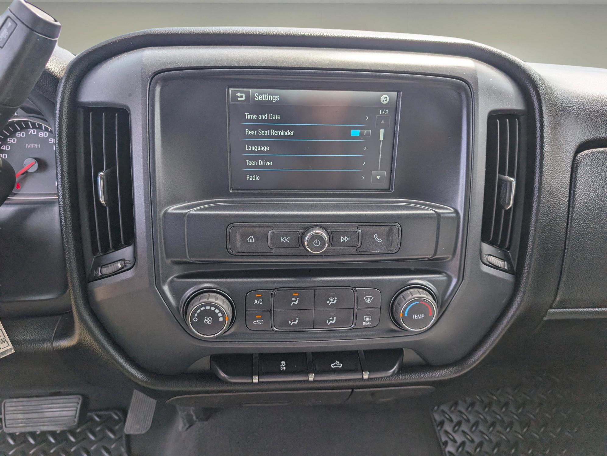 2018 /Dark Ash with Jet Black Interior Accents Chevrolet Silverado 1500 Custom (3GCPCPEC4JG) with an Gas V8 5.3L/325 engine, 6-Speed Automatic transmission, located at 804 22nd Ave, Phenix City, AL, 36870, (334) 297-1860, 32.484749, -85.024475 - 2018 Chevrolet Silverado 1500 Custom - Photo#14