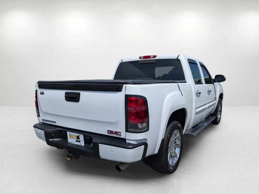 2008 /Ebony GMC Sierra Denali (2GTEK638181) with an Gas V8 6.2L/378.3 engine, 6-Speed HD Automatic w/OD transmission, located at 3959 U.S. 80 W, Phenix City, AL, 36870, (334) 297-4885, 32.469296, -85.135185 - 2008 GMC Sierra Denali - Photo#4