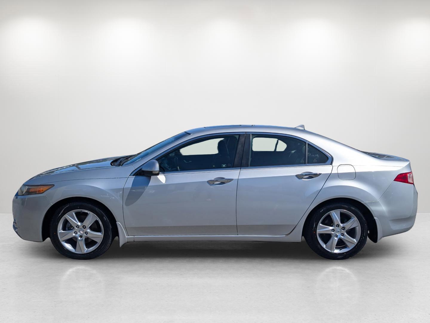 2012 Acura TSX (JH4CU2F44CC) with an Gas I4 2.4L/144 engine, 5-Speed Automatic transmission, located at 804 22nd Ave, Phenix City, AL, 36870, (334) 297-1860, 32.484749, -85.024475 - 2012 Acura TSX - Photo#2