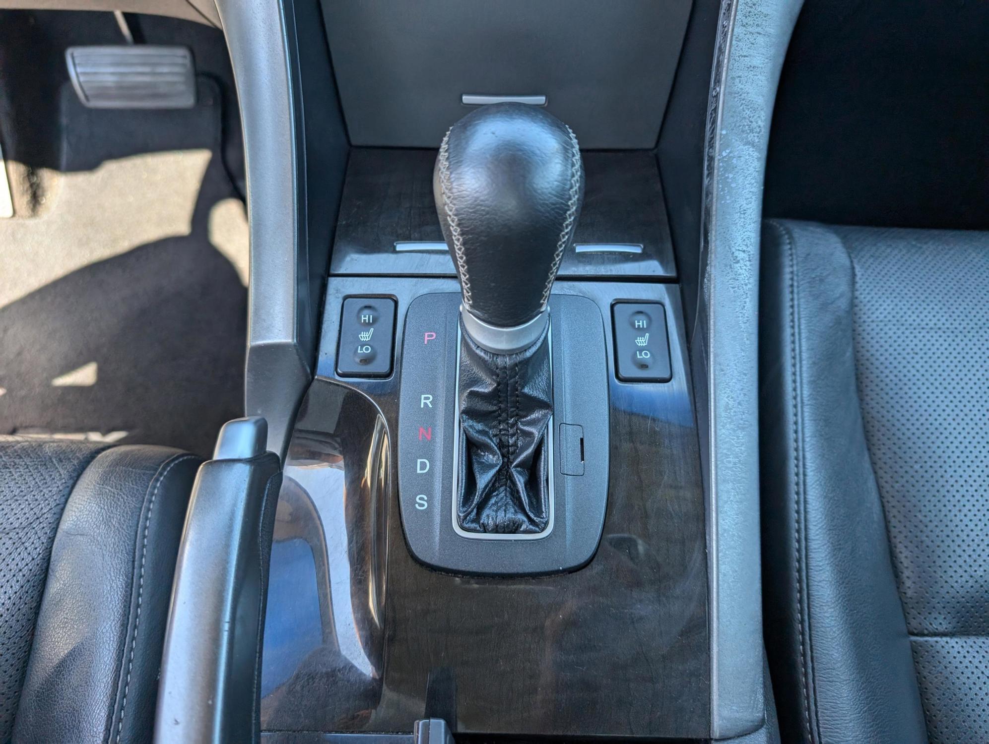 2012 Acura TSX (JH4CU2F44CC) with an Gas I4 2.4L/144 engine, 5-Speed Automatic transmission, located at 804 22nd Ave, Phenix City, AL, 36870, (334) 297-1860, 32.484749, -85.024475 - 2012 Acura TSX - Photo#13