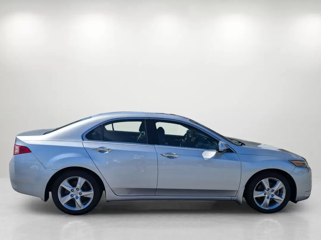 2012 Acura TSX (JH4CU2F44CC) with an Gas I4 2.4L/144 engine, 5-Speed Automatic transmission, located at 804 22nd Ave, Phenix City, AL, 36870, (334) 297-1860, 32.484749, -85.024475 - 2012 Acura TSX - Photo#6