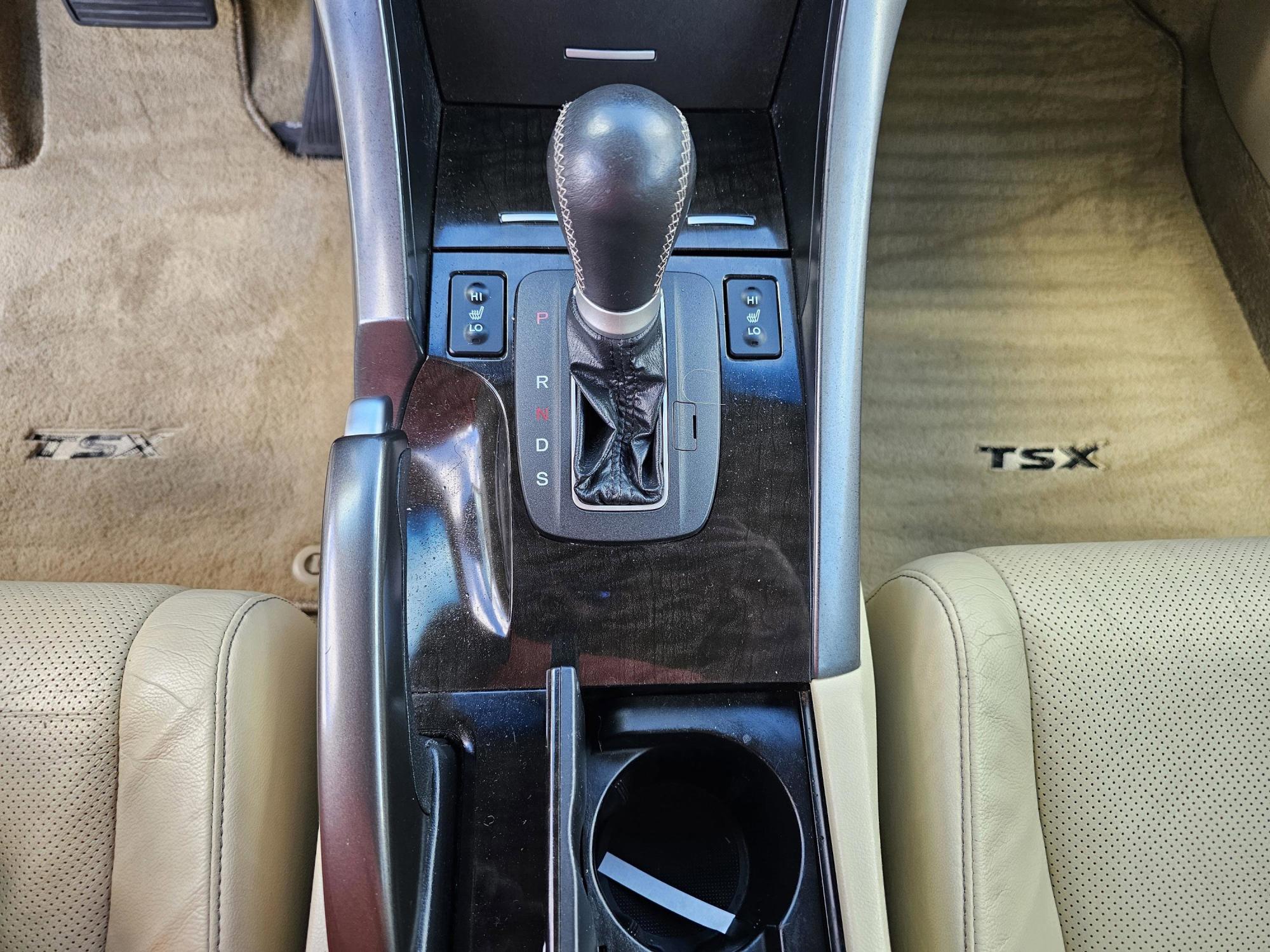 2012 /Taupe Acura TSX (JH4CU2F44CC) with an Gas I4 2.4L/144 engine, 5-Speed Automatic transmission, located at 521 Old Farm Lane Rd, Prattville, AL, 36066, (334) 325-1505, 32.482460, -86.416367 - 2012 Acura TSX - Photo#14