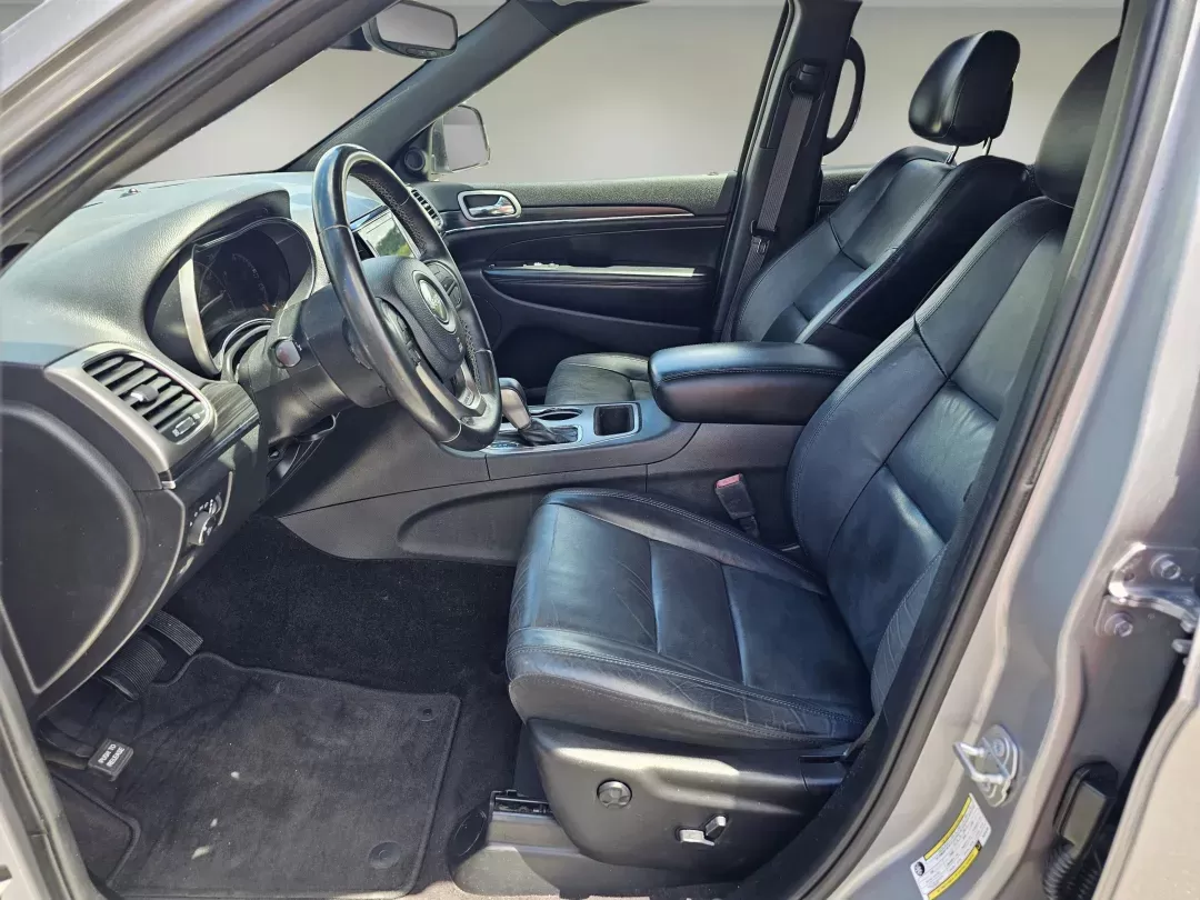 2019 /Black Jeep Grand Cherokee Limited (1C4RJEBG1KC) with an Regular Unleaded V-6 3.6 L/220 engine, 8-Speed Automatic w/OD transmission, located at 521 Old Farm Lane Rd, Prattville, AL, 36066, (334) 325-1505, 32.482460, -86.416367 - 2019 Jeep Grand Cherokee Limited - Photo#9