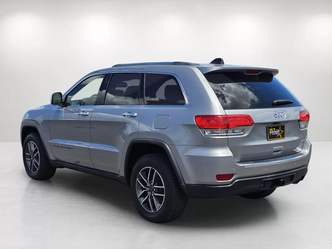 2019 /Black Jeep Grand Cherokee Limited (1C4RJEBG1KC) with an Other engine, located at 3959 U.S. 80 W, Phenix City, AL, 36870, (334) 297-4885, 32.469296, -85.135185 - Experience the ultimate blend of style, capability, and comfort with the stunning 2019 Jeep Grand Cherokee Limited at Gils Auto - Prattville. Whether you're navigating the busy streets of Prattville, AL, or embarking on a weekend adventure with family and friends, this SUV is designed to elevate you - Photo#2