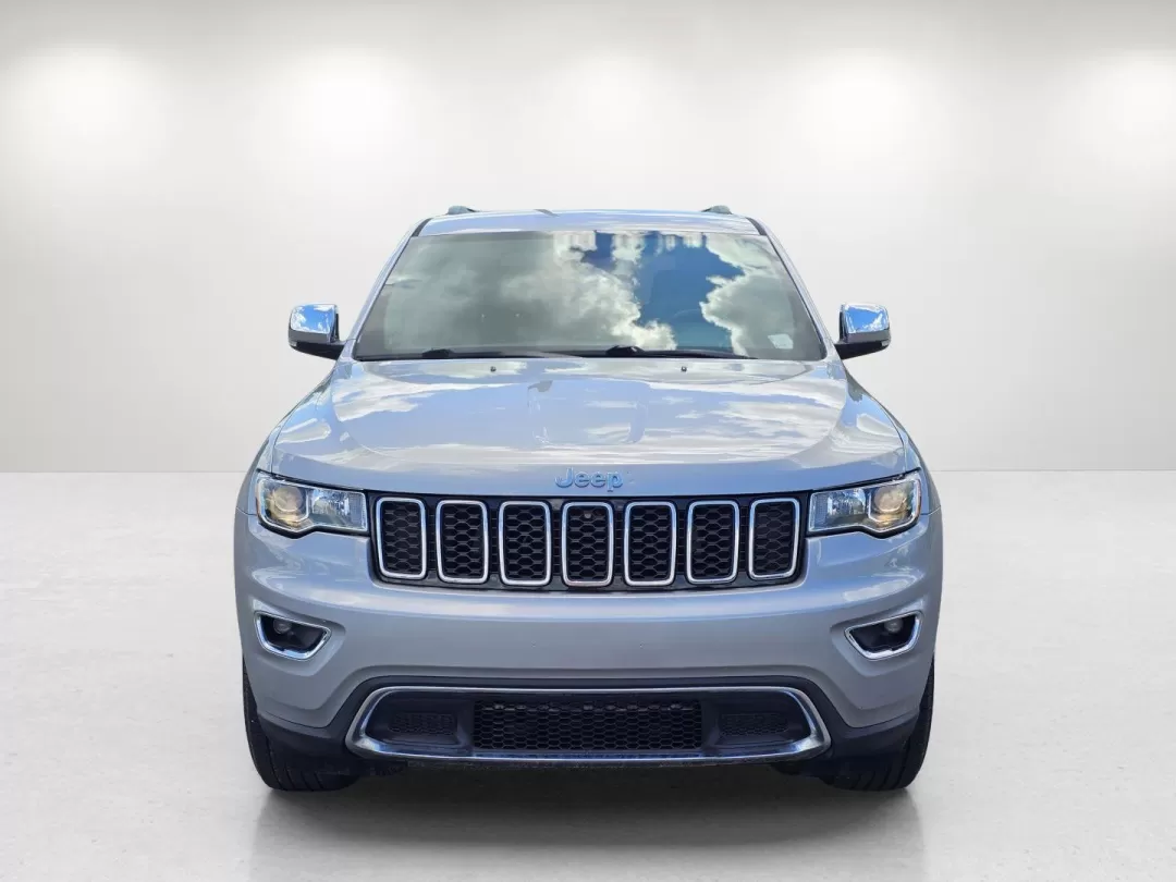 2019 /Black Jeep Grand Cherokee Limited (1C4RJEBG1KC) with an Other engine, located at 3959 U.S. 80 W, Phenix City, AL, 36870, (334) 297-4885, 32.469296, -85.135185 - Experience the ultimate blend of style, capability, and comfort with the stunning 2019 Jeep Grand Cherokee Limited at Gils Auto - Prattville. Whether you're navigating the busy streets of Prattville, AL, or embarking on a weekend adventure with family and friends, this SUV is designed to elevate you - Photo#7