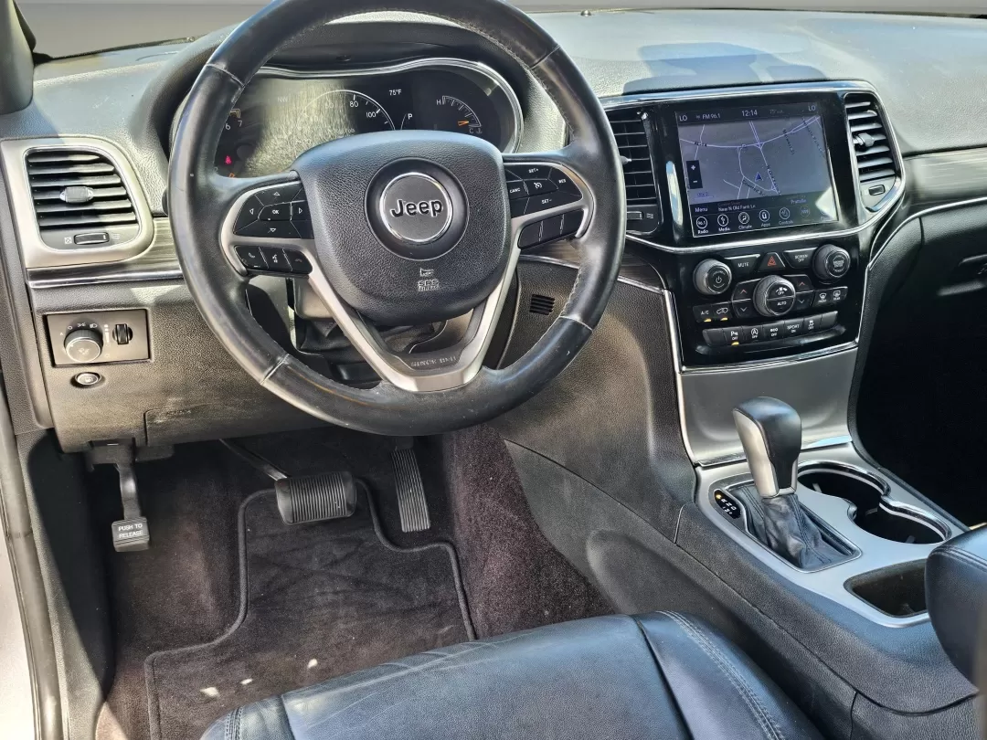 2019 /Black Jeep Grand Cherokee Limited (1C4RJEBG1KC) with an Other engine, located at 3959 U.S. 80 W, Phenix City, AL, 36870, (334) 297-4885, 32.469296, -85.135185 - Experience the ultimate blend of style, capability, and comfort with the stunning 2019 Jeep Grand Cherokee Limited at Gils Auto - Prattville. Whether you're navigating the busy streets of Prattville, AL, or embarking on a weekend adventure with family and friends, this SUV is designed to elevate you - Photo#15