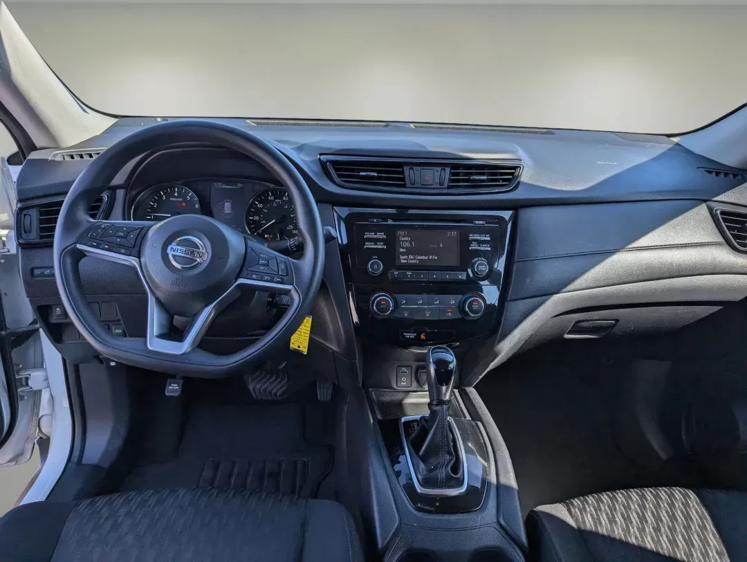 2017 /Charcoal Nissan Rogue S (KNMAT2MT6HP) with an Regular Unleaded I-4 2.5 L/152 engine, 1-Speed CVT w/OD transmission, located at 804 22nd Ave, Phenix City, AL, 36870, (334) 297-1860, 32.484749, -85.024475 - 2017 Nissan Rogue S - Photo#11