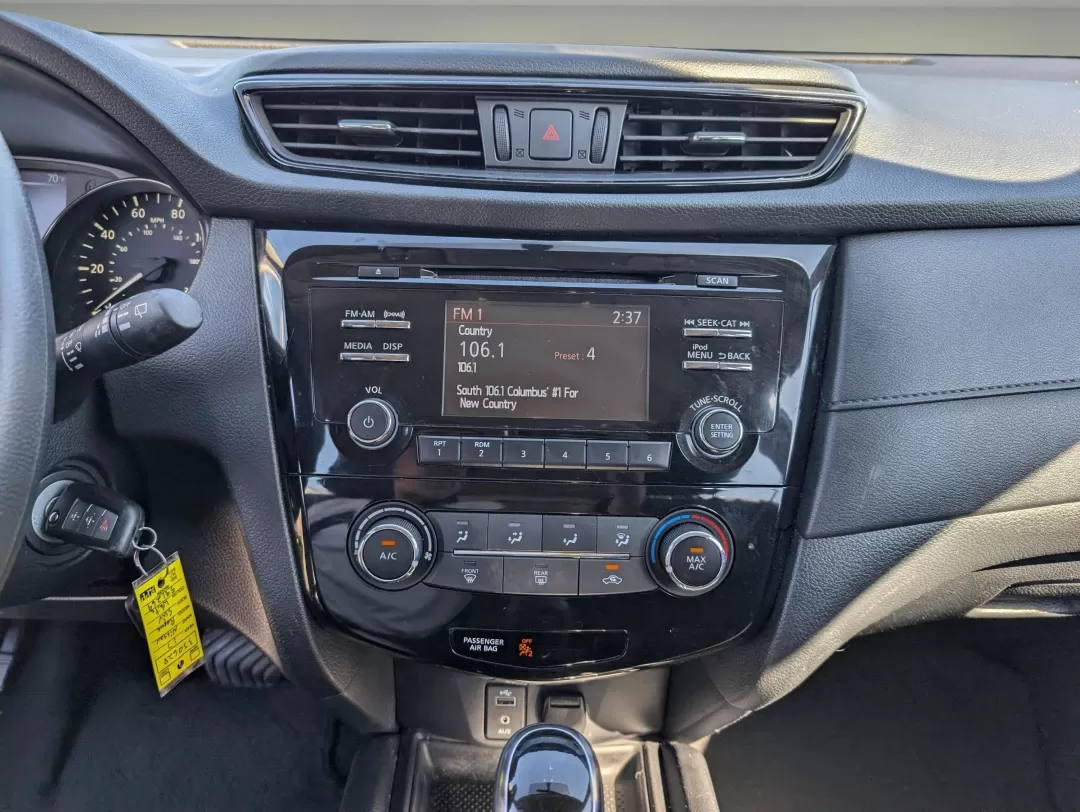 2017 /Charcoal Nissan Rogue S (KNMAT2MT6HP) with an Other engine, located at 1430 Gateway Drive, Opelika, AL, 36801, (334) 239-0944, 32.637871, -85.409790 - 2017 Nissan Rogue S - Photo#14