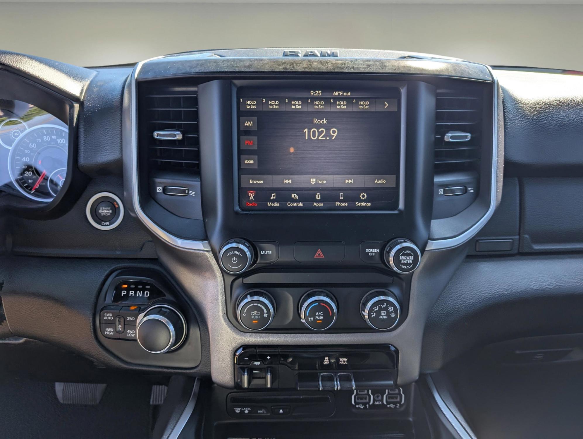 2019 /Black Ram 1500 Big Horn/Lone Star (1C6SRFFT8KN) with an Regular Unleaded V-8 5.7 L/345 engine, 8-Speed Automatic w/OD transmission, located at 3959 U.S. 80 W, Phenix City, AL, 36870, (334) 297-4885, 32.469296, -85.135185 - 2019 Ram 1500 Big Horn/Lone Star - Photo#15
