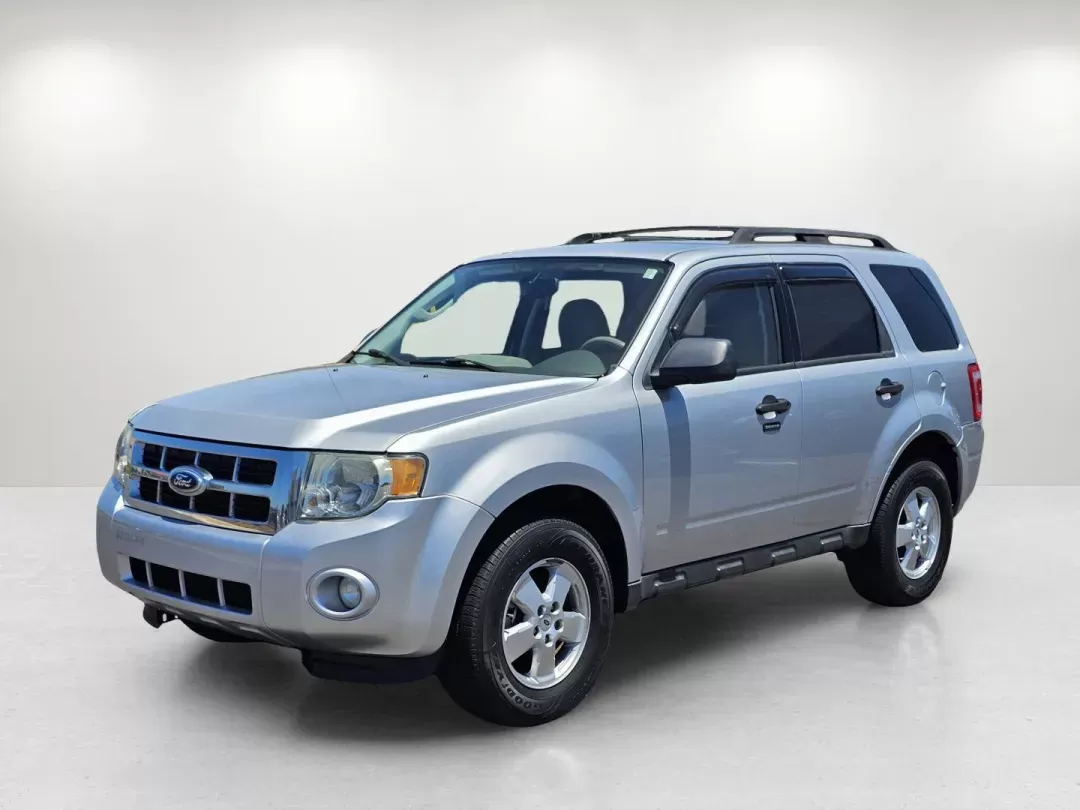 2012 Ford Escape XLT (1FMCU0DG6CK) with an Gas/Ethanol V6 3.0L/181 engine, 6-Speed Automatic transmission, located at 521 Old Farm Lane Rd, Prattville, AL, 36066, (334) 325-1505, 32.482460, -86.416367 - 2012 Ford Escape XLT - Photo#1