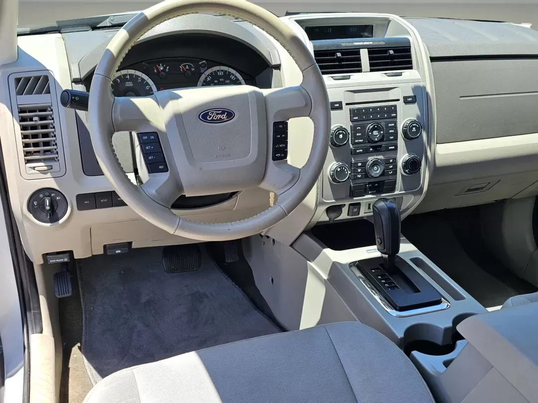 2012 Ford Escape XLT (1FMCU0DG6CK) with an Gas/Ethanol V6 3.0L/181 engine, 6-Speed Automatic transmission, located at 521 Old Farm Lane Rd, Prattville, AL, 36066, (334) 325-1505, 32.482460, -86.416367 - 2012 Ford Escape XLT - Photo#16