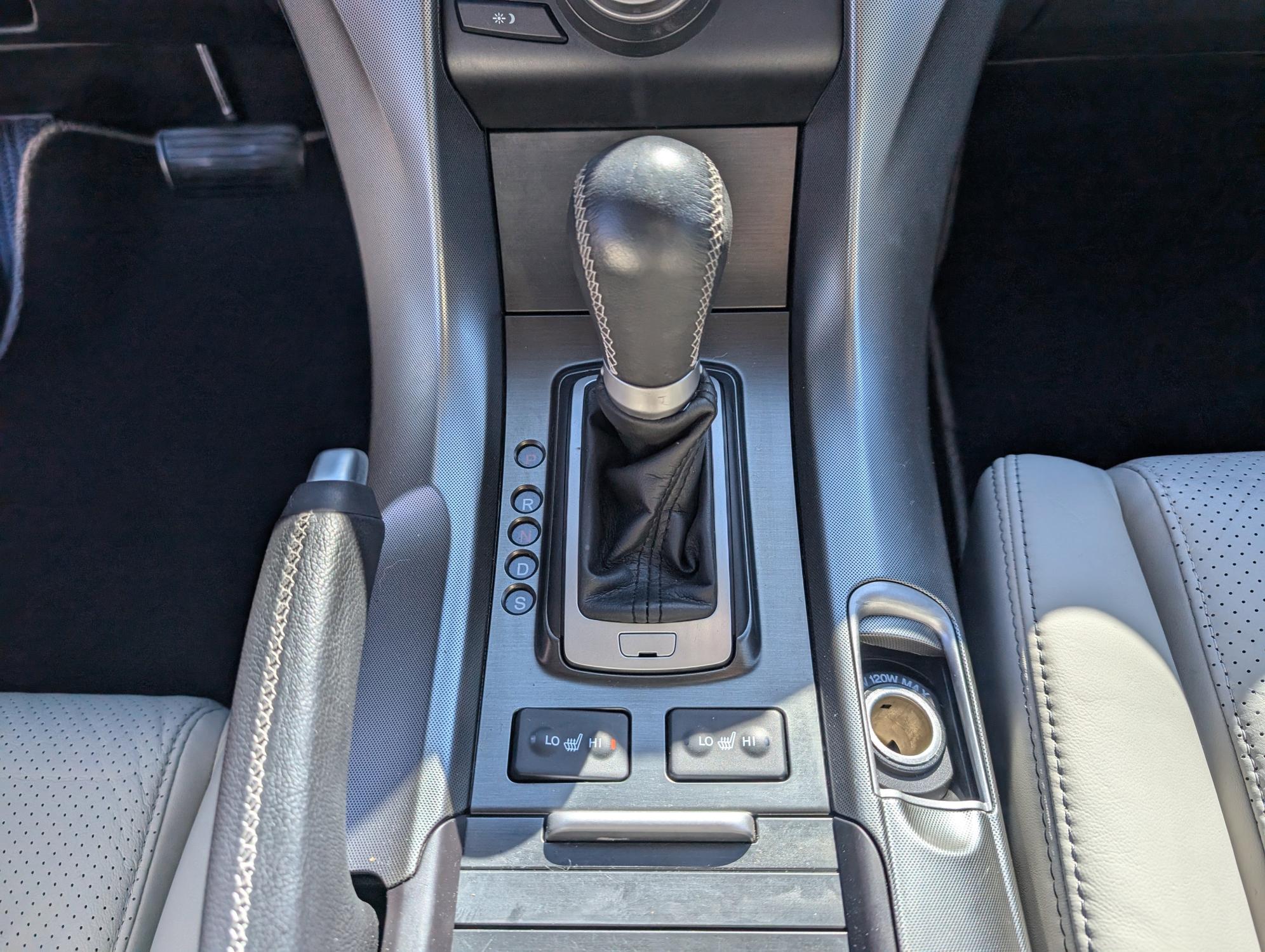 2010 Acura TL Tech Auto (19UUA9F55AA) with an Gas V6 3.7L/223 engine, 5-Speed Automatic w/OD transmission, located at 3959 U.S. 80 W, Phenix City, AL, 36870, (334) 297-4885, 32.469296, -85.135185 - 2010 Acura TL Tech Auto - Photo#13