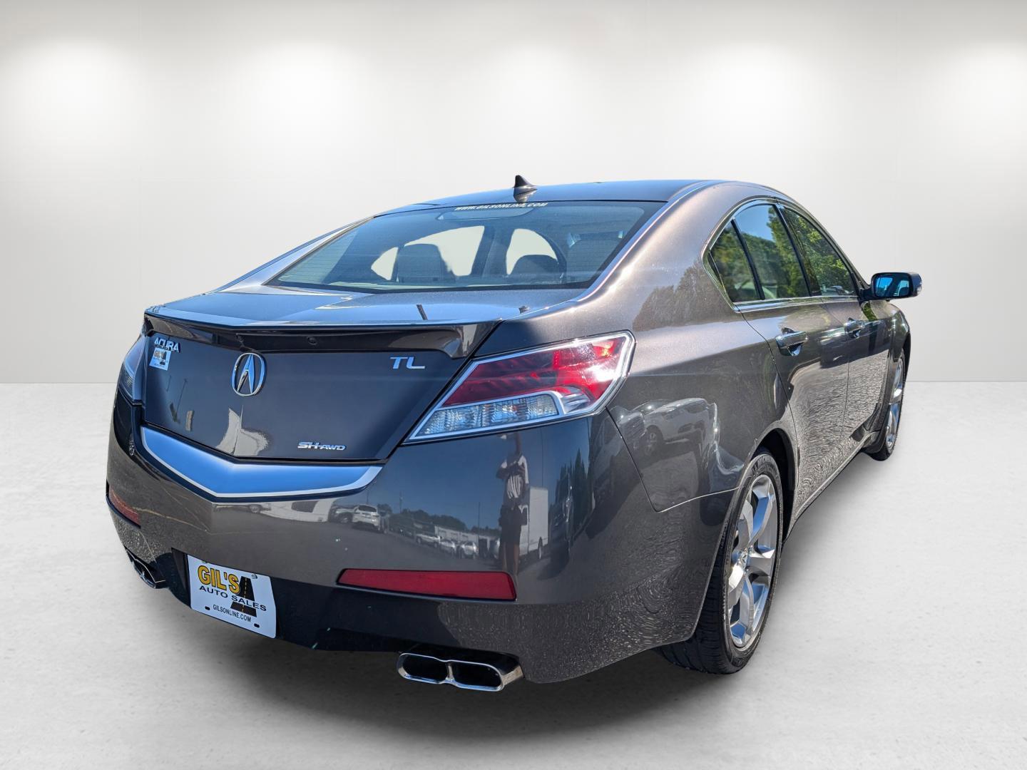 2010 Acura TL Tech Auto (19UUA9F55AA) with an Gas V6 3.7L/223 engine, 5-Speed Automatic w/OD transmission, located at 3959 U.S. 80 W, Phenix City, AL, 36870, (334) 297-4885, 32.469296, -85.135185 - 2010 Acura TL Tech Auto - Photo#5