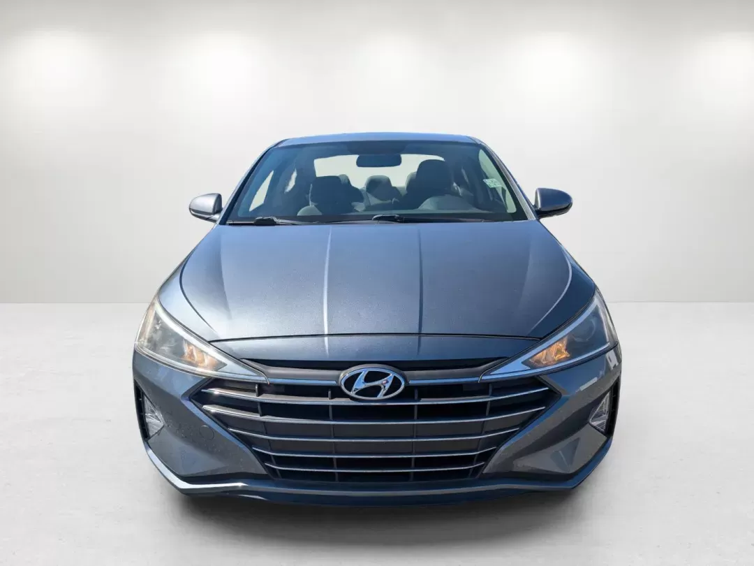 2019 /Gray Hyundai Elantra SE (KMHD74LF1KU) with an Regular Unleaded I-4 2.0 L/122 engine, 6-Speed Automatic w/OD transmission, located at 521 Old Farm Lane Rd, Prattville, AL, 36066, (334) 325-1505, 32.482460, -86.416367 - 2019 Hyundai Elantra SE - Photo#7