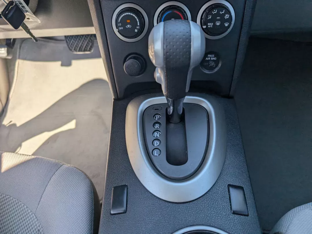 2015 /Gray Nissan Rogue Select S (JN8AS5MT4FW) with an Regular Unleaded I-4 2.5 L/152 engine, 1-Speed CVT w/OD transmission, located at 804 22nd Ave, Phenix City, AL, 36870, (334) 297-1860, 32.484749, -85.024475 - 2015 Nissan Rogue Select S - Photo#13