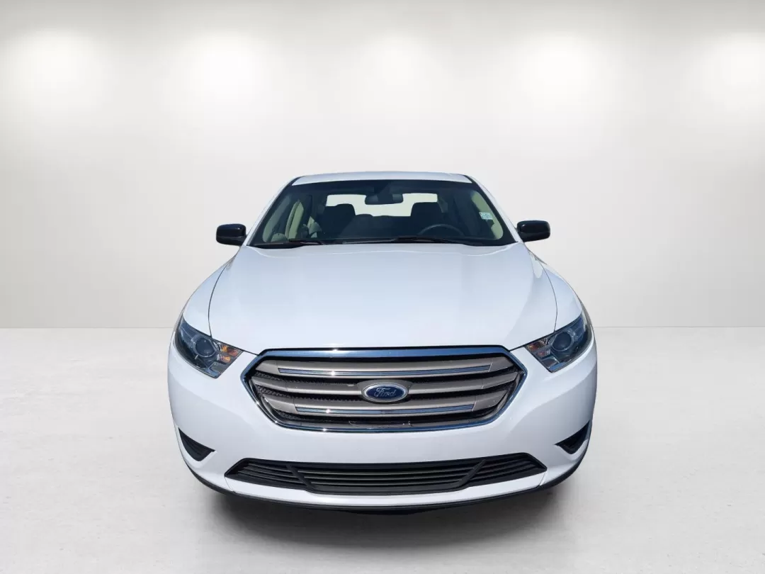 2016 Ford Taurus SE (1FAHP2D84GG) with an Other engine, located at 3959 U.S. 80 W, Phenix City, AL, 36870, (334) 297-4885, 32.469296, -85.135185 - ### Experience the Comfort and Reliability of the 2016 Ford Taurus SE at Gils Auto - Phenix City #2<br /> <br /> Are you searching for a dependable sedan that can elevate your daily commute while accommodating your family's needs? Look no further than the 2016 Ford Taurus SE, available now at Gils A - Photo#7