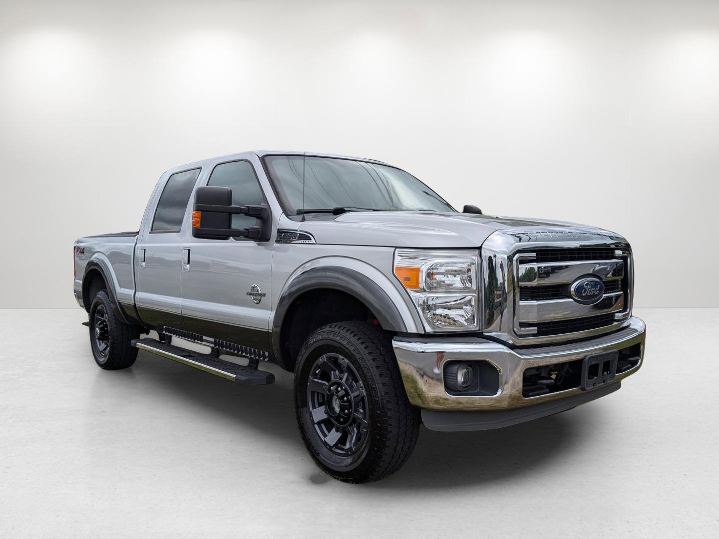 2015 Ford Super Duty F-250 SRW Lariat (1FT7W2BT5FE) with an Intercooled Turbo Diesel V-8 6.7 L/406 engine, 6-Speed Automatic w/OD transmission, located at 3959 U.S. 80 W, Phenix City, AL, 36870, (334) 297-4885, 32.469296, -85.135185 - 2015 Ford Super Duty F-250 SRW Lariat - Photo#6