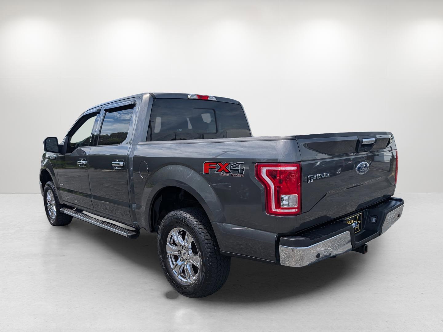 2016 Ford F-150 XLT (1FTEW1EG7GK) with an Twin Turbo Regular Unleaded V-6 3.5 L/213 engine, 6-Speed Automatic w/OD transmission, located at 3959 U.S. 80 W, Phenix City, AL, 36870, (334) 297-4885, 32.469296, -85.135185 - 2016 Ford F-150 XLT - Photo#3