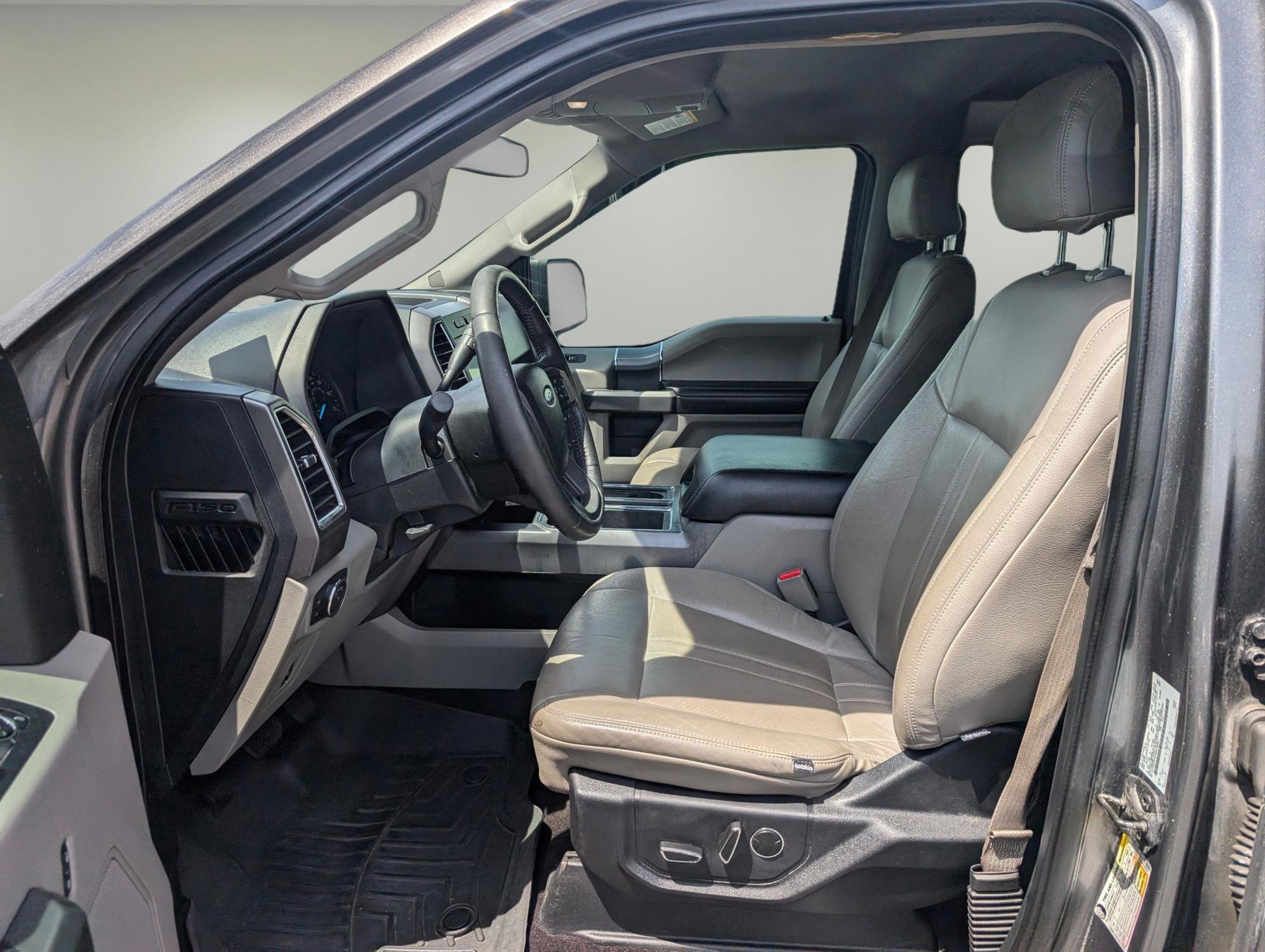2016 Ford F-150 XLT (1FTEW1EG7GK) with an Twin Turbo Regular Unleaded V-6 3.5 L/213 engine, 6-Speed Automatic w/OD transmission, located at 3959 U.S. 80 W, Phenix City, AL, 36870, (334) 297-4885, 32.469296, -85.135185 - 2016 Ford F-150 XLT - Photo#10